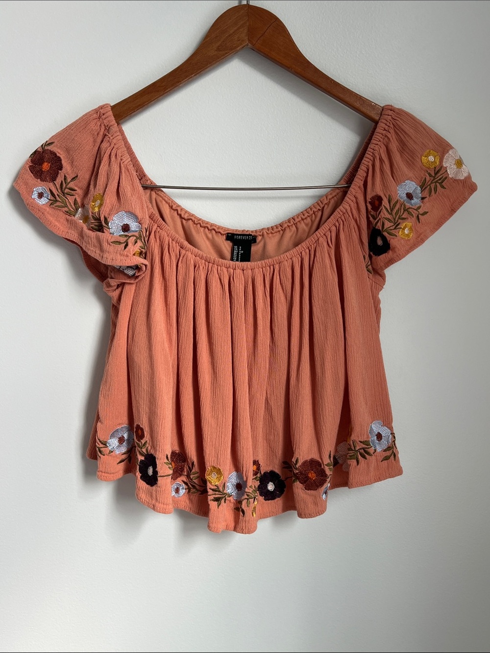 Forever 21 | Peach Embroidered Off-Shoulder Blouse Size S